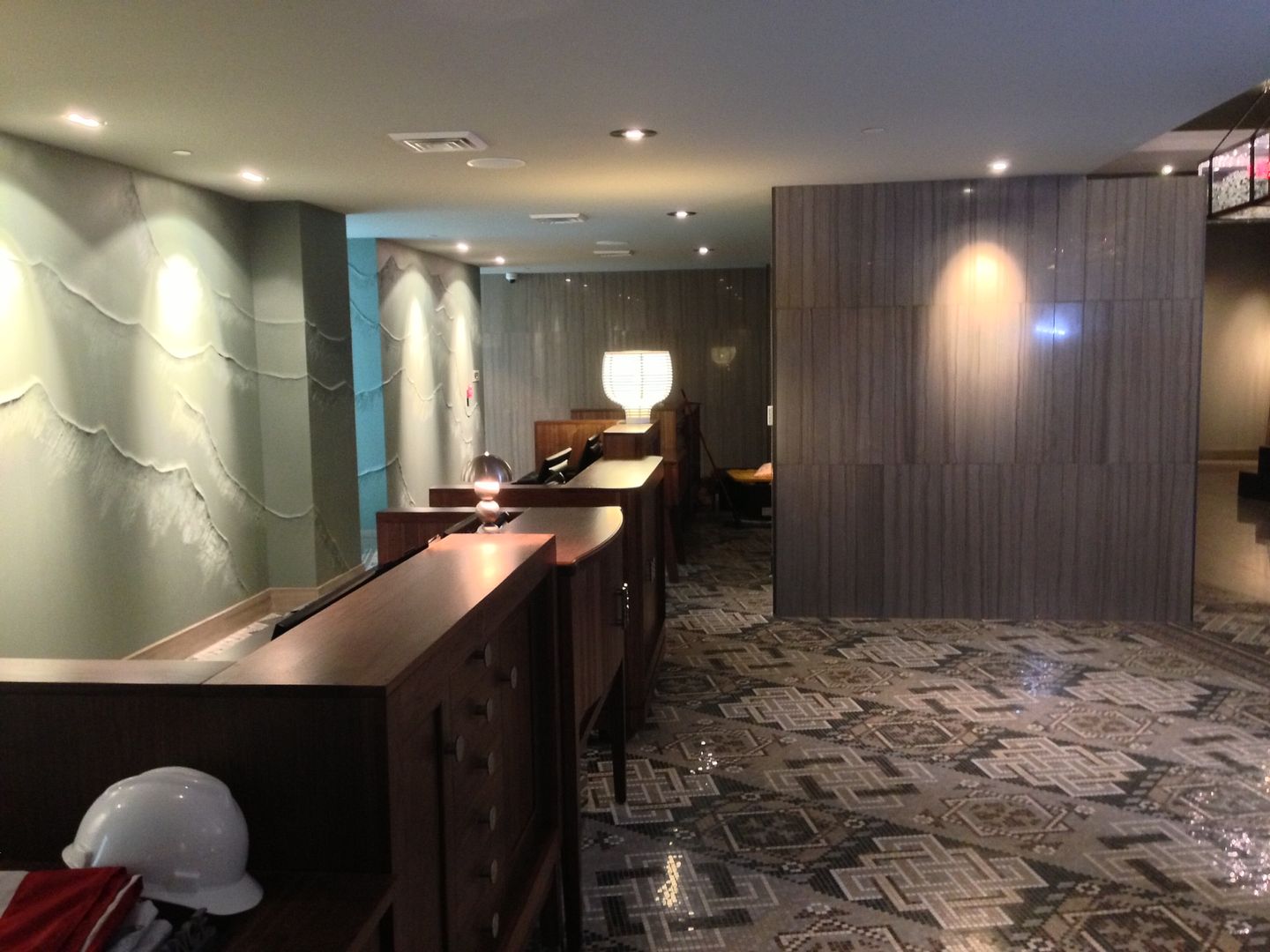 hotel14_zpseafe614e.jpg
