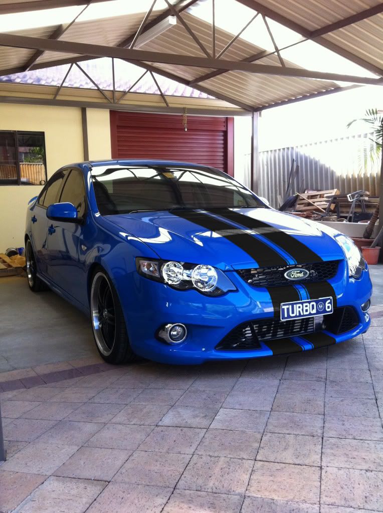 XR6Twithstripes.jpg