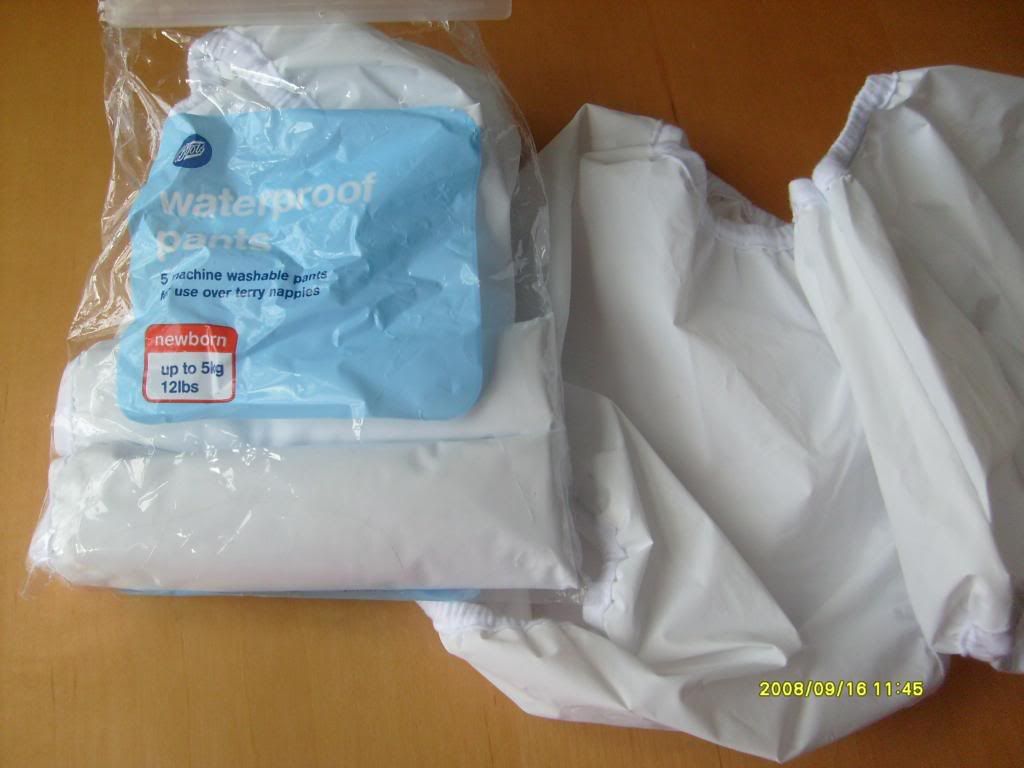 boots newborn plastic pants x5 Image