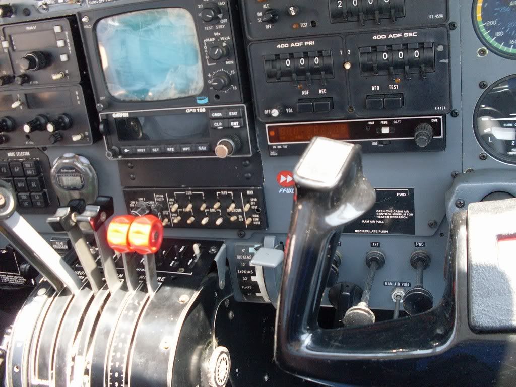 cockpit1.jpg