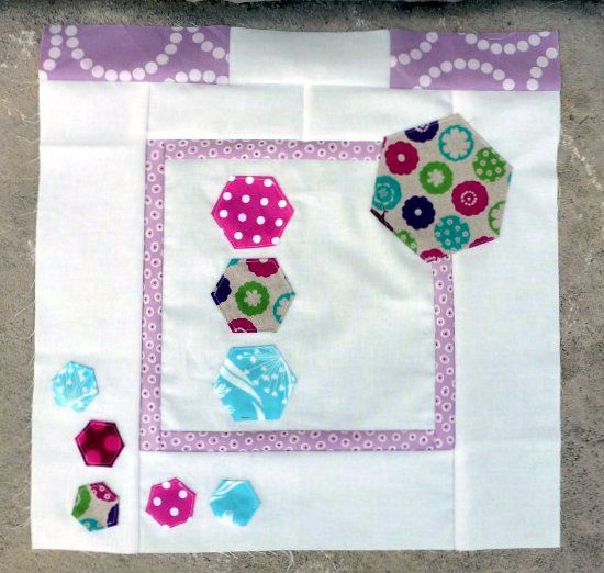 2012 sew beautiful bee block