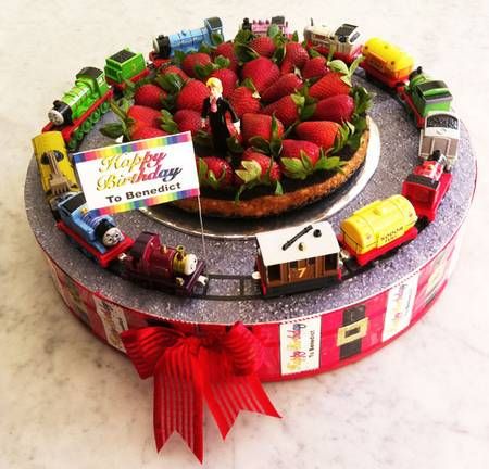 Strawberry Ocheeze Cake