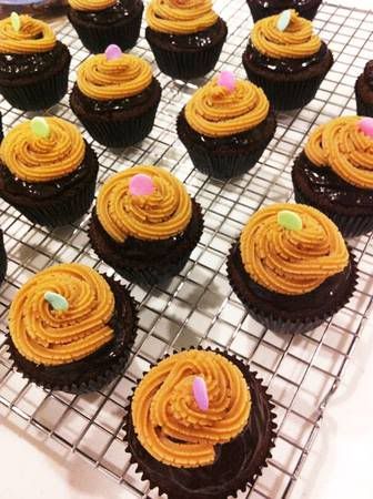 Peanut butter topping