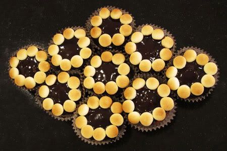 Peanut Butter Cupcakes - Shuhui's office