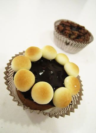 Peanut Butter Cupcakes - Shuhui's office