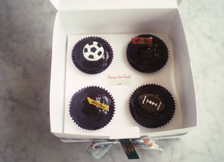 Red Velvet Cupcakes with Box