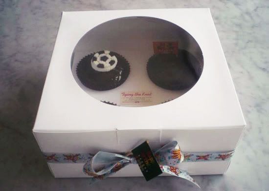 Red Velvet Cupcakes with Box